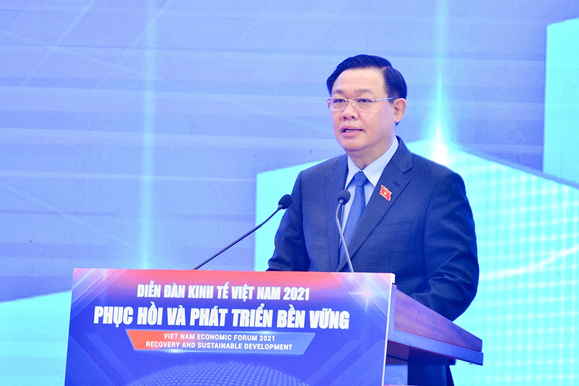 Diễn đàn kinh tế Việt Nam 2021: Phục hồi và phát triển bền vững