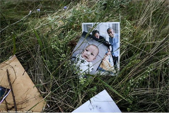 Nạn cướp bóc đồ đạc, hành lý của các nạn nhân được cho là đã xảy ra.