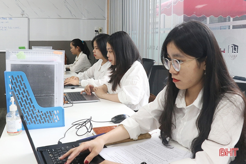 Đoàn Luật sư Hà Tĩnh tư vấn pháp luật miễn phí cho hơn 200 trường hợp