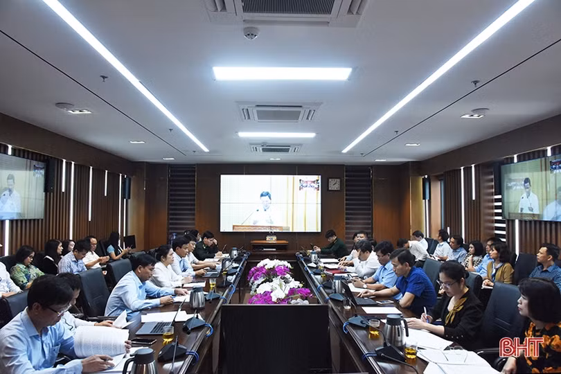 Tham mưu thực hiện đồng bộ, chặt chẽ các khâu trong công tác cán bộ đảm bảo quy định