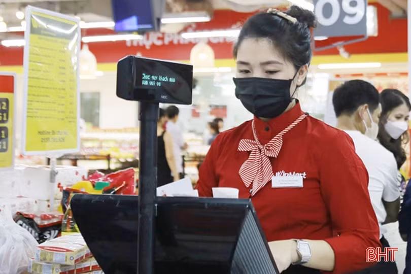 Xây dựng thói quen đeo khẩu trang nơi công cộng ở Hà Tĩnh