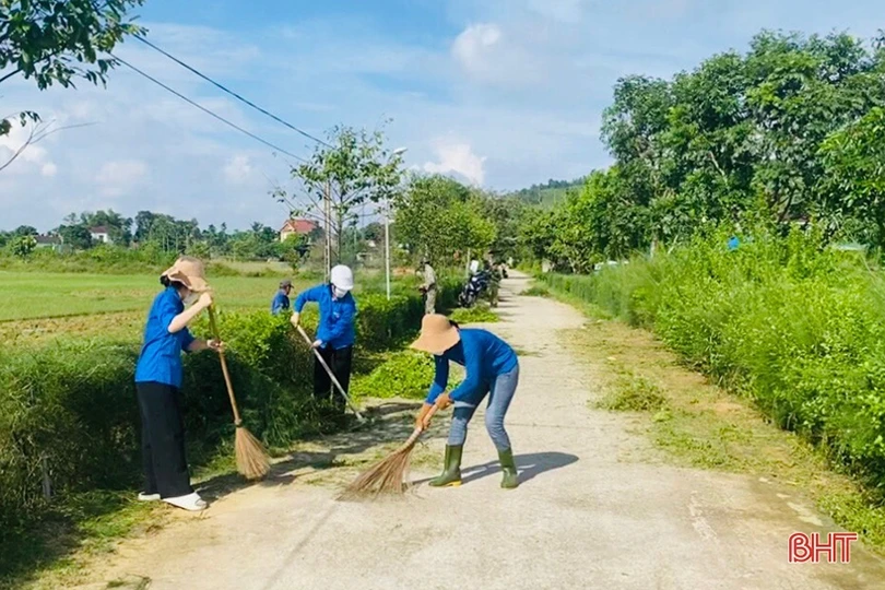 Thanh niên Hà Tĩnh sôi nổi chào mừng Ngày truyền thống Hội LHTN Việt Nam
