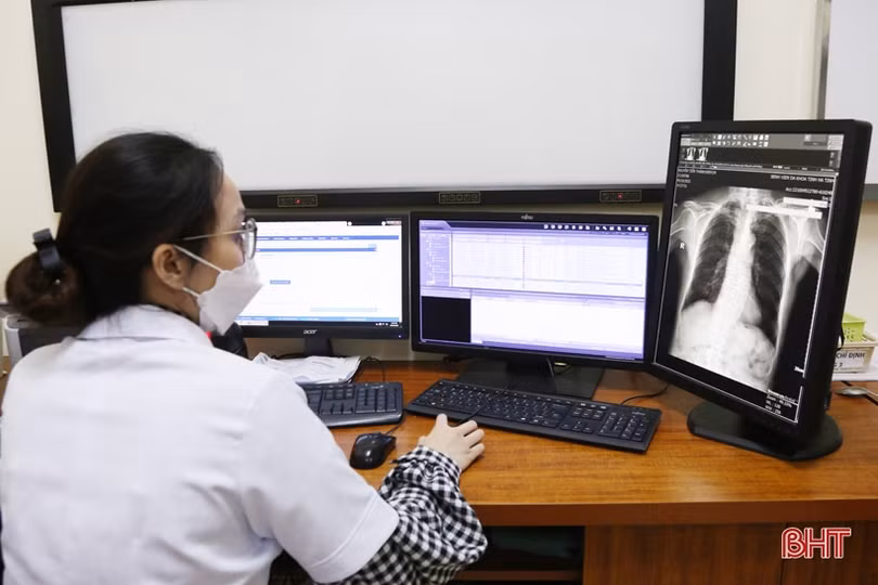 Bác sỹ Hà Tĩnh ứng dụng trí tuệ nhân tạo chẩn đoán, điều trị cho bệnh nhân