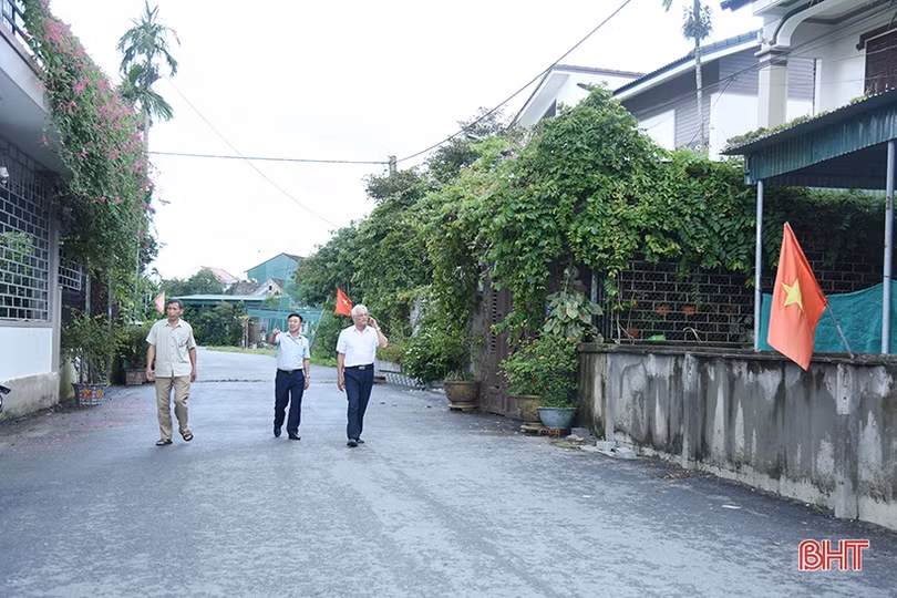 Sinh hoạt chi bộ chuyên đề bám sát nhiệm vụ chính trị ở huyện Hương Sơn