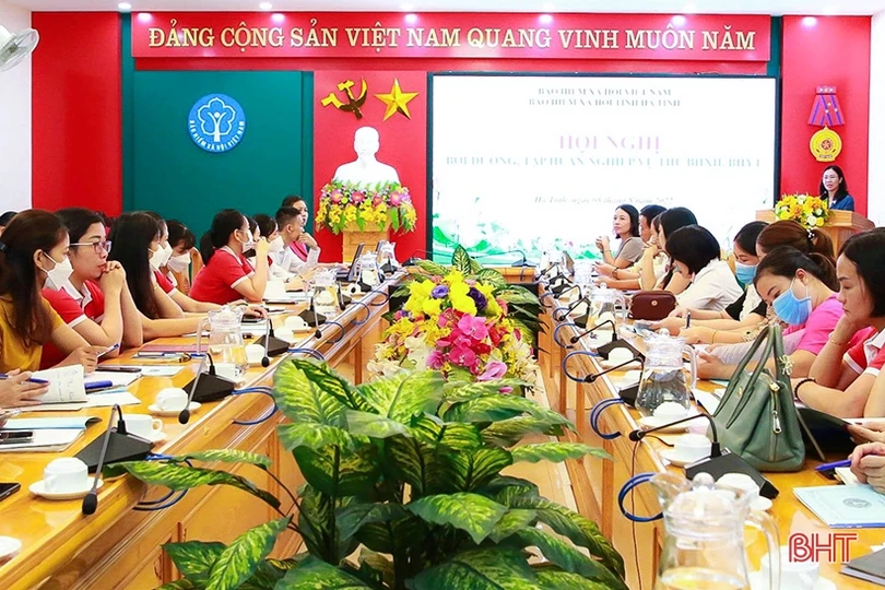 Mở rộng hệ thống tổ chức dịch vụ thu, sớm hoàn thành mục tiêu bao phủ BHXH, BHYT