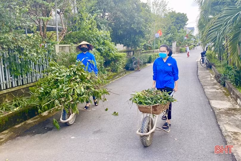 Thanh niên Hà Tĩnh sôi nổi chào mừng Ngày truyền thống Hội LHTN Việt Nam