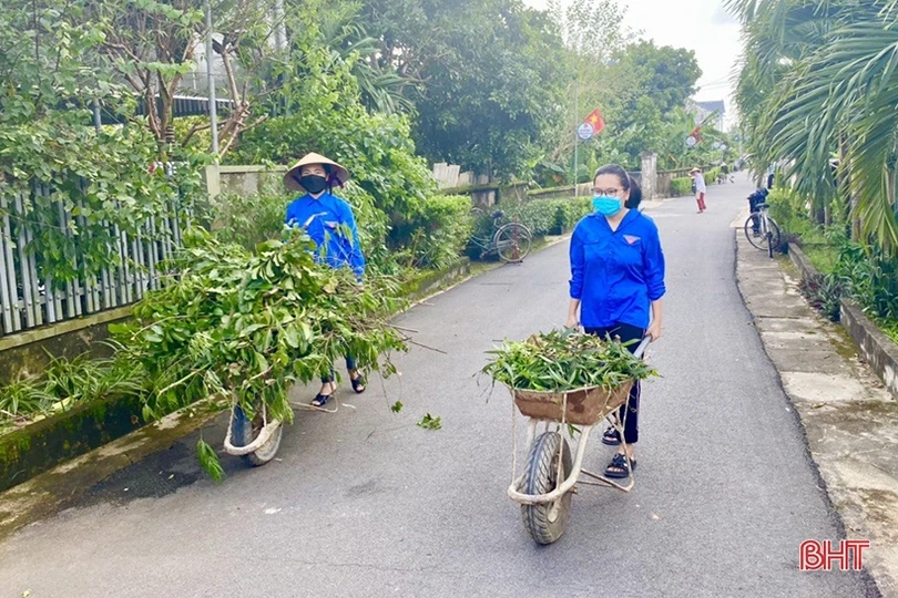 Thanh niên Hà Tĩnh sôi nổi chào mừng Ngày truyền thống Hội LHTN Việt Nam