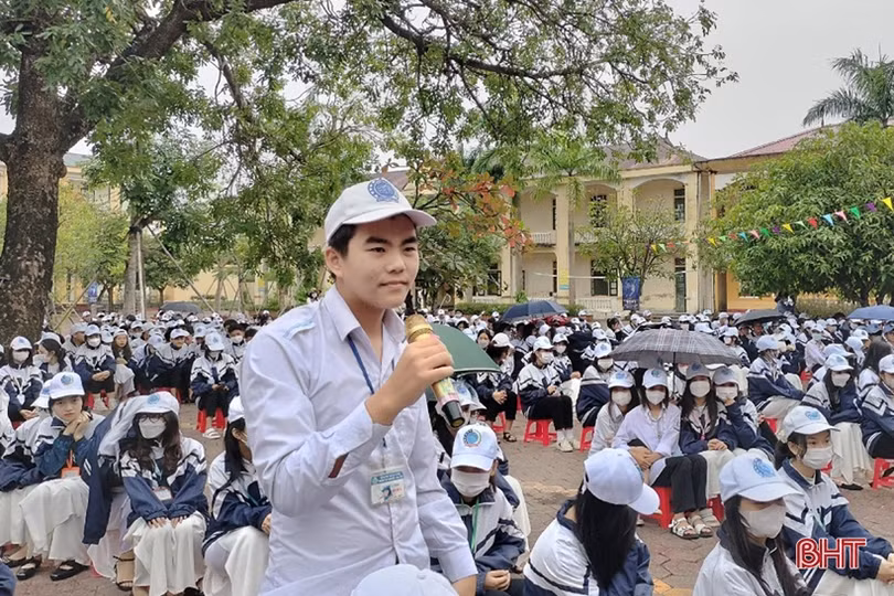 Tăng cường giáo dục sức khỏe giới tính cho học sinh Hà Tĩnh