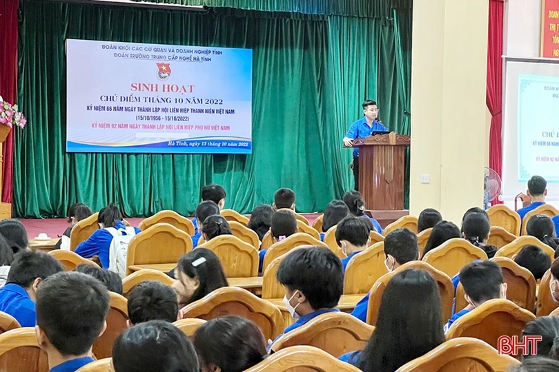 Thanh niên Hà Tĩnh sôi nổi chào mừng Ngày truyền thống Hội LHTN Việt Nam