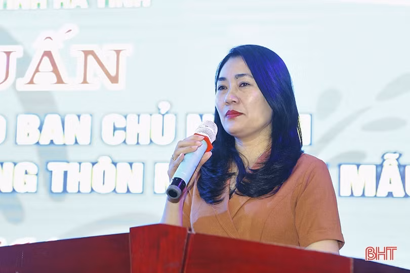 Nâng cao kiến thức xây dựng CLB “Gia đình 5 có - NTM kiểu mẫu” cho cán bộ phụ nữ ở Hà Tĩnh