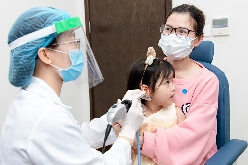 Viêm tai ứ dịch - nguyên nhân khiến trẻ chậm phát triển ngôn ngữ