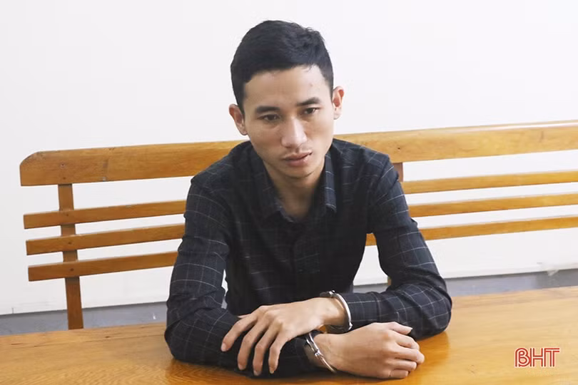 Hơn 12 giờ lần theo dấu vết đối tượng đột nhập tiệm kim hoàn cuỗm 183 chỉ vàng ở Hà Tĩnh