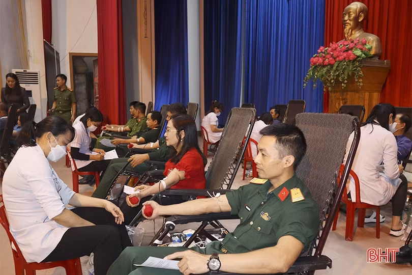 Tiếp nhận 306 đơn vị máu tại ngày hội hiến máu tình nguyện ở Can Lộc
