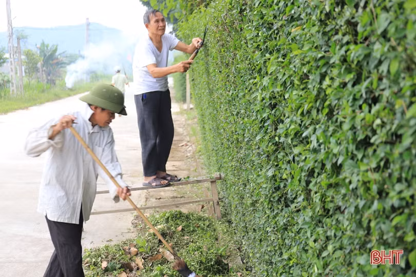 Huy động hơn 1.000 người giúp xã Sơn Giang xây dựng NTM nâng cao