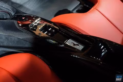 Siêu xe Ferrari 296 GTB đầu tiên ra mắt Việt Nam, giá bán hơn 21 tỷ đồng