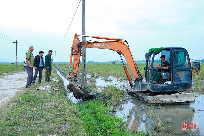 Nhiều địa phương ở Hà Tĩnh rầm rộ ra quân phá bờ vùng bờ thửa