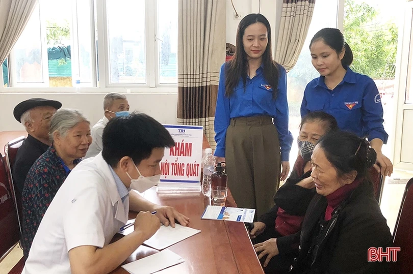 Thanh niên Hà Tĩnh sôi nổi chào mừng Ngày truyền thống Hội LHTN Việt Nam