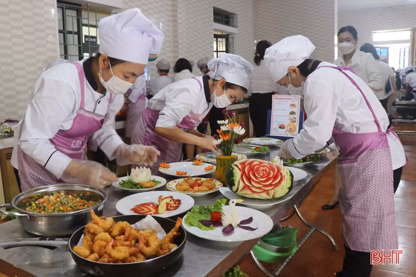 Sôi nổi hoạt động giao lưu dinh dưỡng trẻ thơ ở các trường mầm non