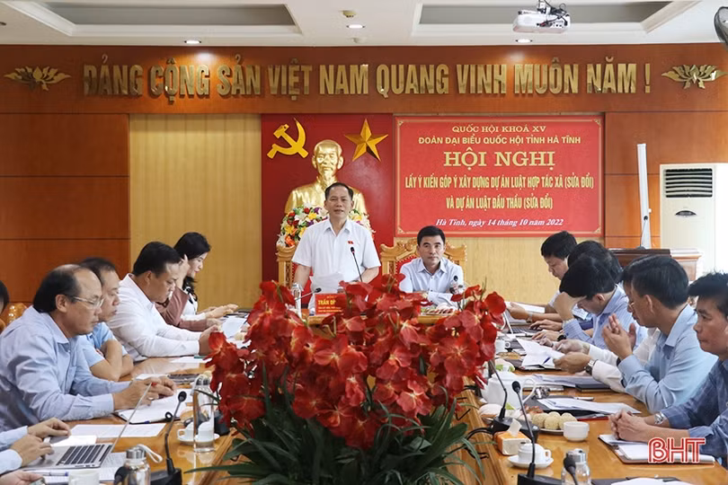 Đoàn ĐBQH Hà Tĩnh tổ chức lấy ý kiến góp ý 2 dự án luật sửa đổi