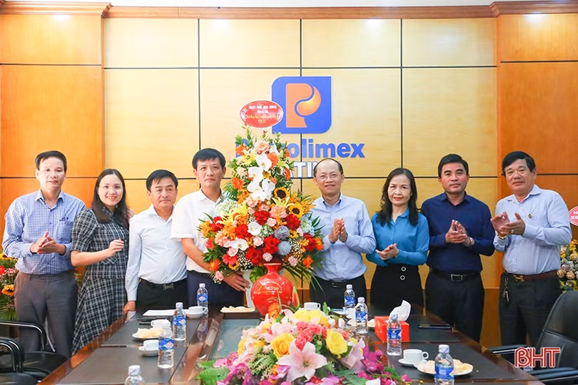 Hà Tĩnh tiếp tục đồng hành, tháo gỡ vướng mắc để doanh nghiệp phát triển bền vững