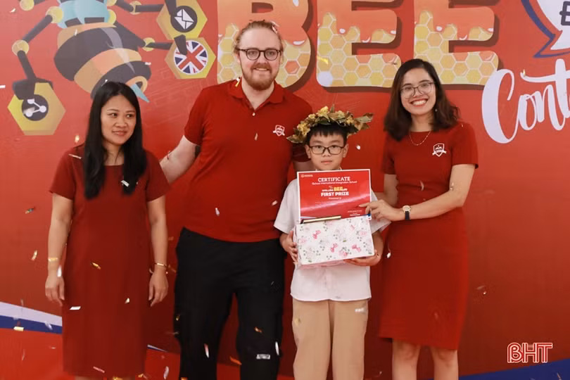 Học sinh iSchool Hà Tĩnh hào hứng với cuộc thi Spelling Bee Contest