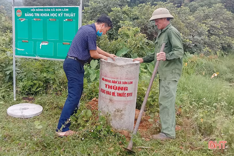 Hãy bỏ bao bì thuốc bảo vệ thực vật sau khi sử dụng vào bể như ở Hương Sơn