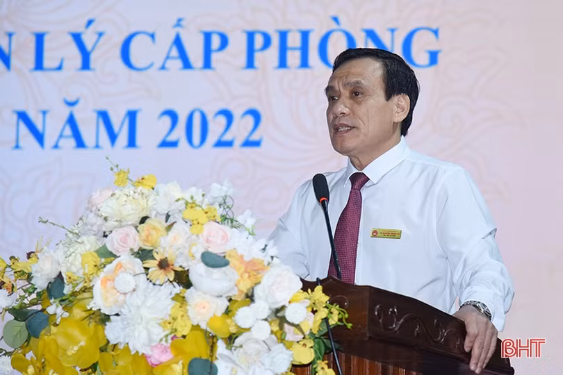 Hà Tĩnh khai giảng lớp bồi dưỡng lãnh đạo, quản lý cấp phòng và tương đương