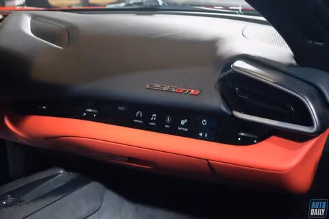 Siêu xe Ferrari 296 GTB đầu tiên ra mắt Việt Nam, giá bán hơn 21 tỷ đồng