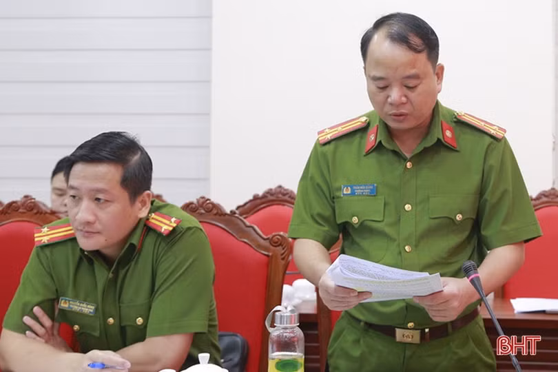 Công an Hà Tĩnh cao điểm “90 ngày, đêm” triển khai Luật Cư trú, nâng cao chất lượng Đề án 06