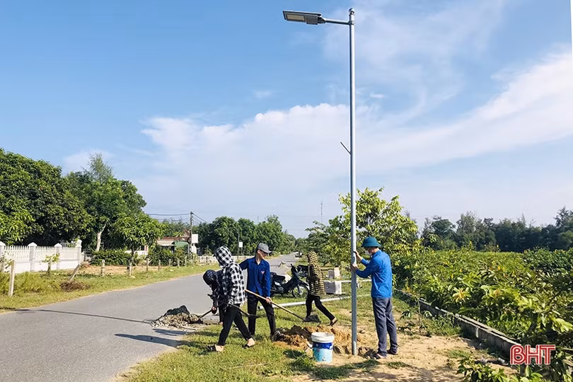 Thanh niên Hà Tĩnh sôi nổi chào mừng Ngày truyền thống Hội LHTN Việt Nam