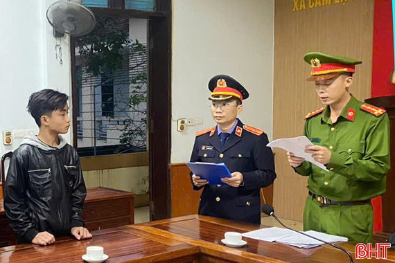 Khởi tố, tạm giam nam sinh lớp 11 đánh học sinh lớp 9 tử vong