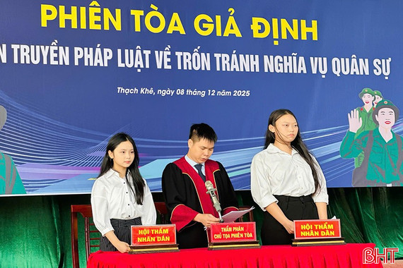 Tuyên truyền Luật Nghĩa vụ quân sự bằng phiên toà giả định