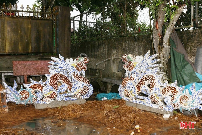 Cặp rồng khảm sành được thầy Thuận tỉ mỉ thực hiện trong suốt 1 tuần. bqbht_br_thiet-ke-chua-co-ten-2025-07-23t135118872.jpg