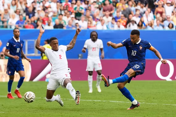 Mbappe phá kỷ lục ghi bàn của Messi ở World Cup