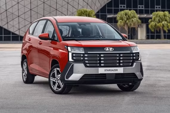 MPV 7 chỗ "đua" giảm giá, loại nào bán chạy? 