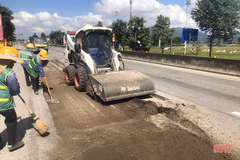 Khắc phục hư hỏng QL 1 qua Hà Tĩnh: Chỉ dự án trung tu liệu đã triệt để?