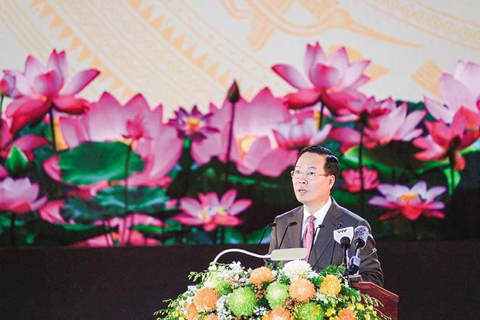 Tổ chức trọng thể Lễ kỷ niệm 20 năm thành lập TP Cần Thơ trực thuộc Trung ương Tổ chức trọng thể Lễ kỷ niệm 20 năm thành lập TP Cần Thơ trực thuộc Trung ương