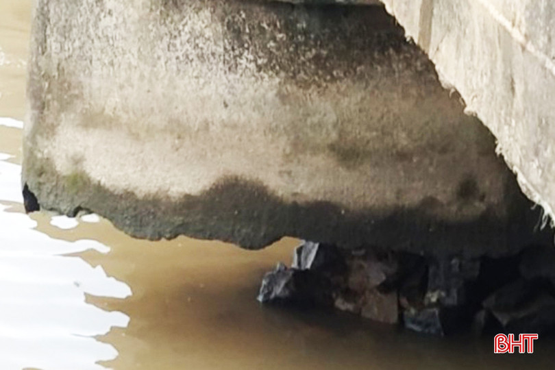 “Nín thở” khi đi qua cầu Nờ