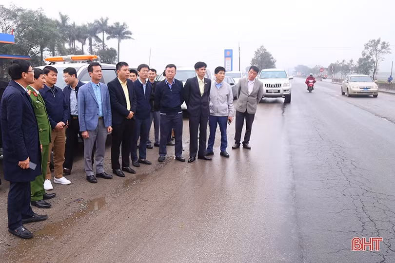 Phải hoàn thành khắc phục các vị trí hư hỏng trên QL1 đoạn qua Hà Tĩnh trước 25/1/2024