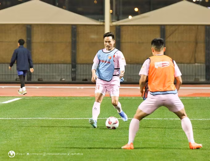 ĐT Việt Nam có đội hình mạnh nhất, tập trên sân chất lượng thế giới