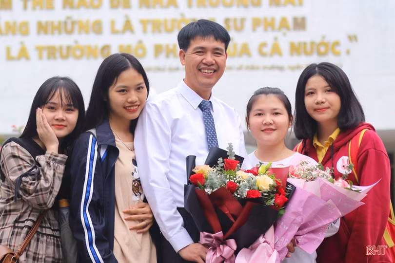 11 cán bộ, giáo viên Hà Tĩnh được phong tặng danh hiệu Nhà giáo Ưu tú