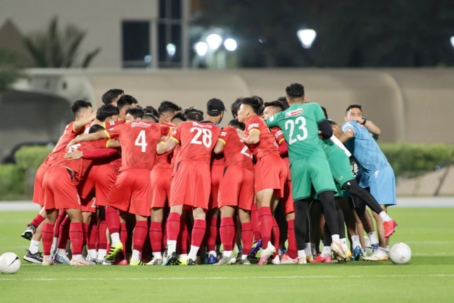 Những hình ảnh của đội tuyển Việt Nam trong buổi tập đầu tiên tại UAE