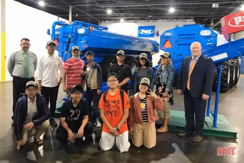 Nam sinh Hà Tĩnh chinh phục trường đại học kinh doanh top đầu thế giới