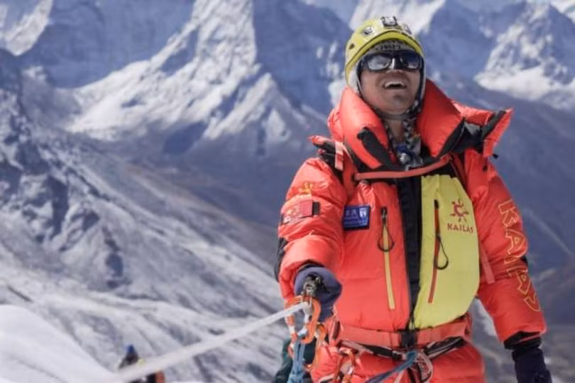 Người khiếm thị đầu tiên tại châu Á chinh phục đỉnh Everest