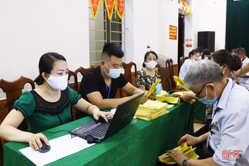 Công bố 30 người trúng cử đại biểu HĐND thành phố Hà Tĩnh