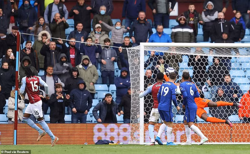 Premier League hạ màn bằng cuộc đua Top 4 nghẹt thở