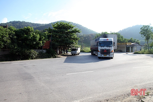 Hà Tĩnh: Tiềm ẩn nguy cơ tai nạn giao thông từ ngã ba “hai không”