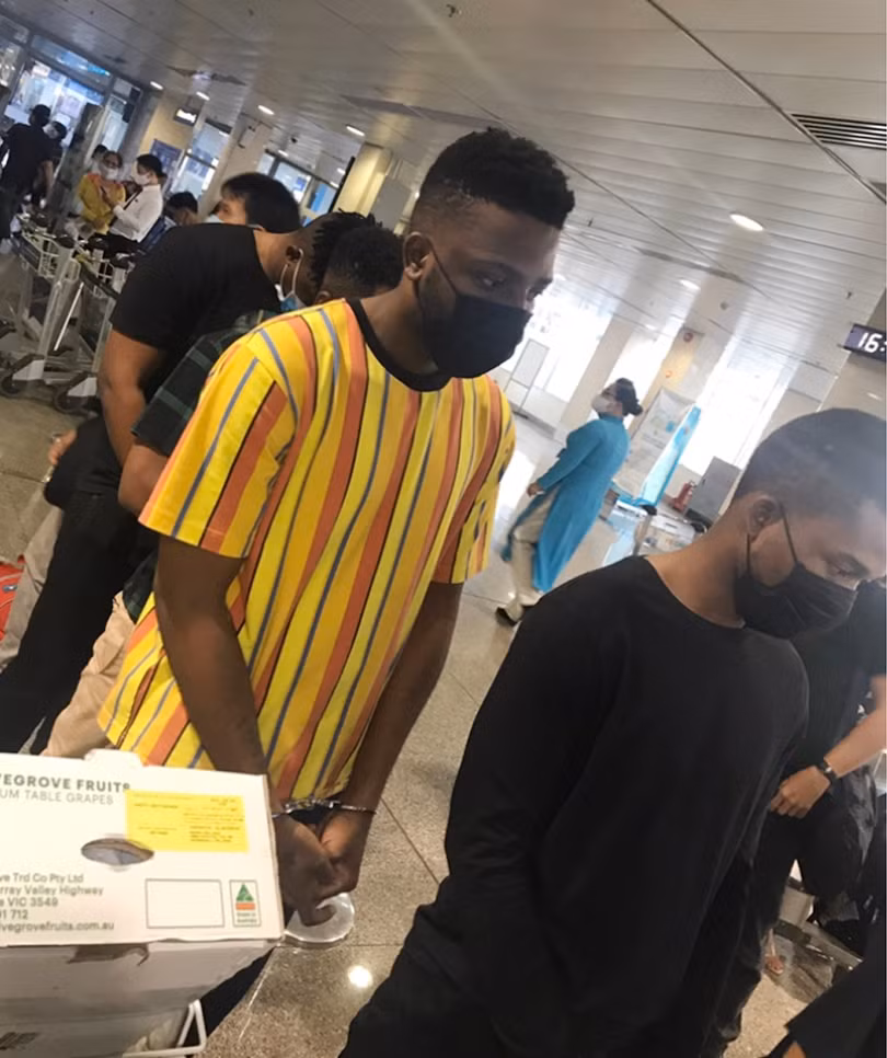 Bị mất gần 1,5 tỷ đồng sau khi kết bạn với nick “trai Tây”