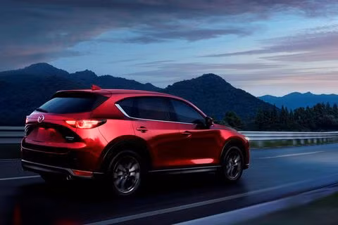 Mazda CX-50 Coupe-SUV sắp ra mắt, cạnh tranh BMW X4
