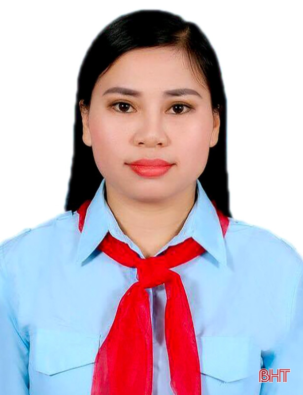 Nữ tổng phụ trách Đội ở Hà Tĩnh đạt giải thưởng “Cánh én hồng”